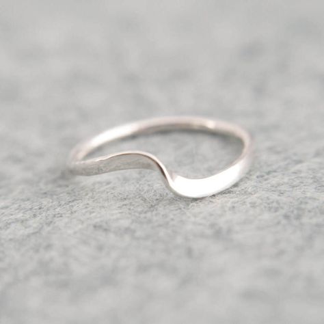 Wave Jewelry, Minimalist Jewellery, Silver Ring Designs, Silver Rings Simple, Simple Ring, Wave Ring, Ring Simple, Ethical Jewelry, Foot Jewelry