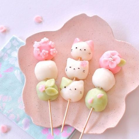 Kawaii Dessert, Kawaii Cooking, Cute Baking, Pretty Dessert, Cute Snacks, Cute Food Art, Japanese Dessert, Yummy Comfort Food, Japanese Snacks