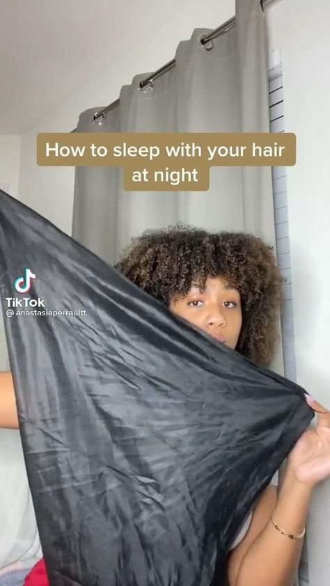 Overnight Protective Hairstyles Natural Hair, Natural Hair Sleep Styles, Sleep Styles For Curly Hair, Overnight Curl Protection, How To Put Up Curly Hair At Night, Curly Protective Styles For Bed, Protective Hairstyles For Night, Protective Hairstyles Mixed Hair, Night Protective Hairstyles