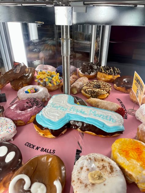 Voodoo Donuts, Voodoo Doughnut, Food Drawing, Donuts, Quick Saves