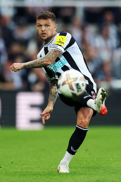 Kieran Trippier compared to all players in the first half of the 3 pm Premier League kick-offs Bryan Adams Photography, Kieran Trippier, United Wallpaper, Newcastle United Fc, Bryan Adams, 3 Pm, Newcastle United, On Fire, Soccer Players