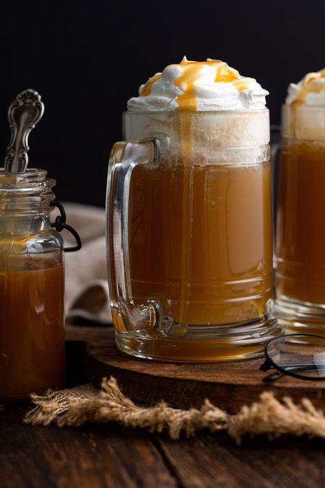 Butter Bear Harry Potter, Butterscotch Syrup Recipe, How To Make Butter Beer, Butterscotch Aesthetic, Butterbeer Aesthetic, Simple Butterbeer Recipe, Butter Beer Harry Potter, Harry Potter Foods, Caradoc Dearborn