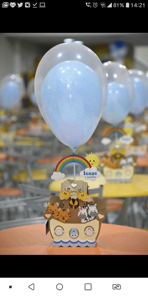 Centro de mesa Arca de Noé em scrap no Elo7 | Amanú Artes (1053769) Noahs Ark Centerpiece Ideas, Noah’s Ark Centerpieces, Twin Birthday Themes, Noahs Ark Cake, Noahs Ark Party, Noahs Ark Theme, Noahs Ark Baby Shower, Baby Bouquet, Baby Shower Table Decorations