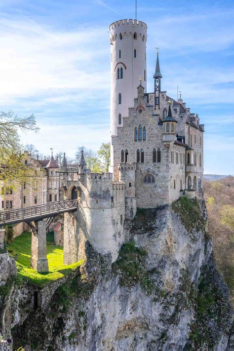 Castles In Germany, Lichtenstein Castle, Hohenzollern Castle, Best Travel Apps, Chateau Style, Road Trip Car, Germany Castles, Horse Stables, Travel App