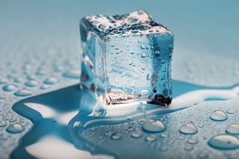 Ice Drawing, Ice Cube Melting, Ice Pictures, Ice Aesthetic, Ice Photo, Ice Photography, Photo Water, Water Images, Patterns Art