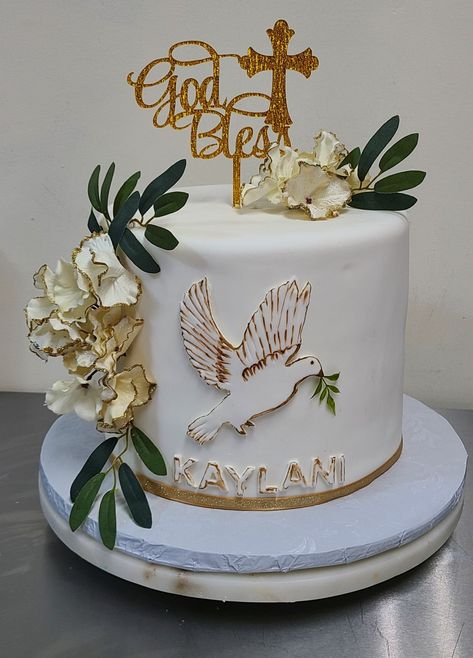 Confirmation Cakes For Boys, Confirmation Cakes Catholic, Confirmation Cake Ideas, Bautizo Cake, Easter Cake Designs, Boy Communion Cake, Comunion Cake, Confirmation Cake, First Holy Communion Cake