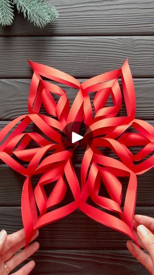 3-d Snowflakes How To Make, 3d Paper Snowflakes Diy Easy, 3d Snowflakes Diy, 3d Snowflakes How To Make, Origami Poinsettia, Origami Snowflake, Diy Snowflakes, Snowflakes Diy, 3d Paper Snowflakes