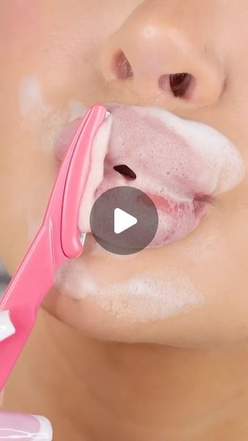 @makeupgoals on Instagram: "Now this is how you take care of lips 👄

🎥: by.fannys (Tiktok)" How To Get Rid Of Dry Lips, Pouty Lips Aesthetic, How To Get Bigger Lips, How To Get Bigger, Lip Care Routine, Perfect Lips, March 21, Dry Lips, Lip Care