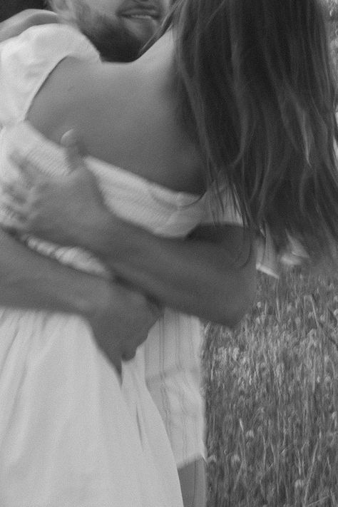 Engagement Photos Grainy, Engagement Photos Aesthetic Casual, Blurry Elopement Photos, Blurred Engagement Photos, Motion Blur Engagement Photos, Blurry Engagement Pictures, Asheville Engagement Photos, Were Engaged Announcement, Unposed Couple Photos