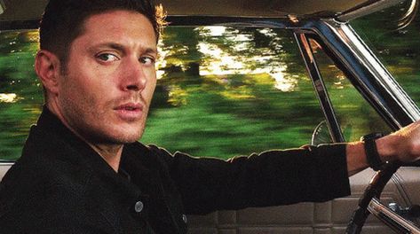 Supernatural Driving GIF - Supernatural Driving Looking - Discover & Share GIFs Winchester Boys, Sam Dean, Dean Winchester Gif, Jesen Ackles, Jensen Ackles Supernatural, Supernatural Jensen, Winchester Supernatural, Tv Supernatural, Super Soldier