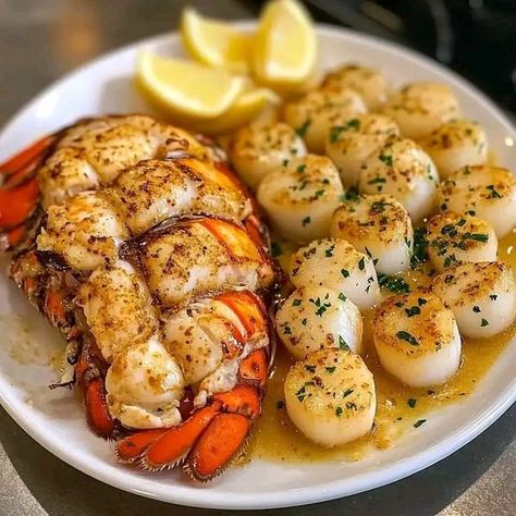 Keto Snackz Recipes | WOULD YOU EAT THIS GARLIC BUTTER LOBSTER AND SCALLOPS 🦞🧄🦪🥰❤️ | Facebook Garlic Butter Lobster, Lobster Cream Sauce, Scallop Recipe, Butter Lobster, Seafood Recipes Scallops, Scallop Dishes, Baked Scallops, Recipes With Chicken And Peppers, Grandma Cooking