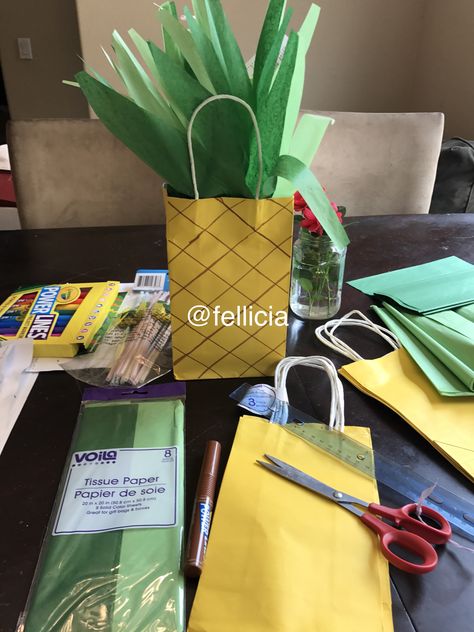 Kids Luau Parties, Kids Luau, Green Tissue Paper, Hawaiian Gifts, Goodie Bags For Kids, Hawaiian Party Decorations, Pineapple Gifts, Hawaii Gift, Luau Theme Party