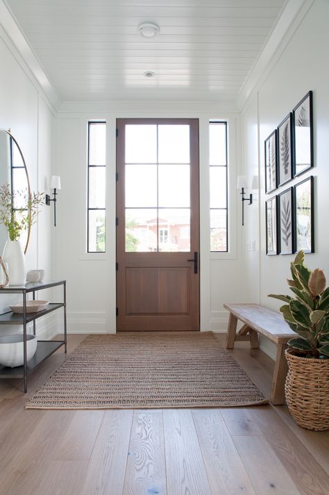 panelled foyer Texture Contrast, Globe Ceiling Light, Interior Design Per La Casa, Dash And Albert Rugs, Foyer Design, Dash And Albert, Home Entrance Decor, Design Del Prodotto, Style At Home