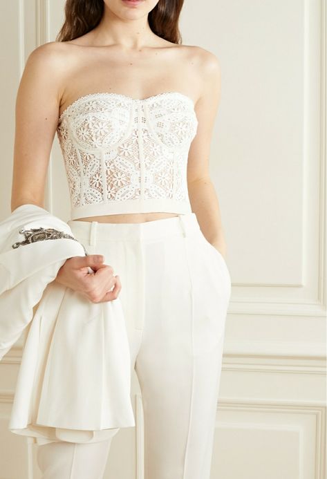 Bustier Top Outfits, White Bustier Top, Alexander Mcqueen Clutch, Lace Bustier Top, White Bustier, Alexander Mcqueen Clothing, Lace Corset Top, Corset Fashion, White Corset