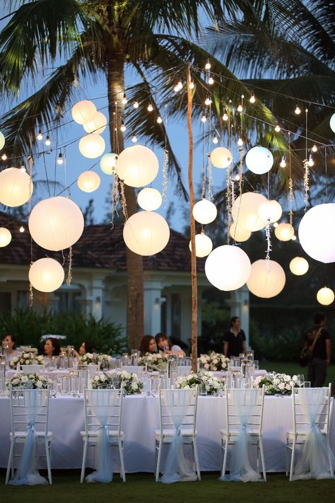 Grad Desserts, Lanterns Hanging, Vietnam Wedding, Beach Wedding Decorations Reception, Wedding Reception Ideas, Tafel Decor, Wedding Lanterns, 2024 Graduation, Outdoor Wedding Reception