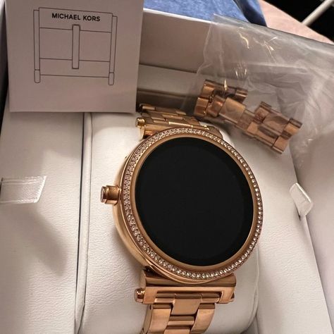 Michael Kors Smart Watch- Sofie Pavé Rose Gold-Tone Smartwatch Mk Smart Watch Women, Best Watches Women Rose Gold, Smart Watch For Girls Fashion, Michael Kors Smart Watch Women, Black And Gold Watch Women, Mk Watch Women Michael Kors, Gold Watch Designs For Women, Latest Watches For Women, Trending Watches For Women