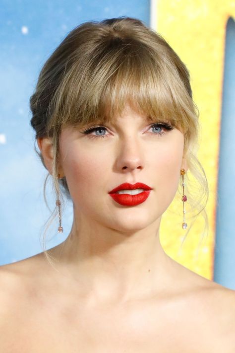 Tyler Swift, Taylor Swift Red Carpet, Taylor Swift Web, Estilo Taylor Swift, Taylor Swift Posters, Taylor Swift 1989, Red Taylor, Live Taylor, Taylor Swift 13