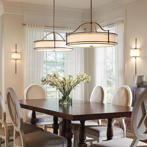 17 Gorgeous Dining Room Chandelier Designs For Your Inspiration Dining Room Table Lamps, Dinning Room Lighting, Dining Light Fixtures, Modern Dining Room Lighting, Dining Room Lamps, Kitchen Table Lighting, Transitional Interior Design, Dining Room Light Fixture, Room Hanging Lights