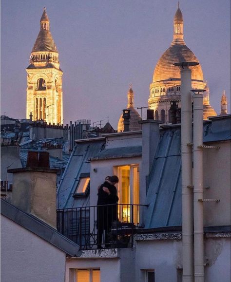 Parisienne Apartment, Paris Illustration, Parisian Life, Parisian Apartment, Paris Photo, Europe Summer, Most Beautiful Cities, Vacation Places, City Aesthetic