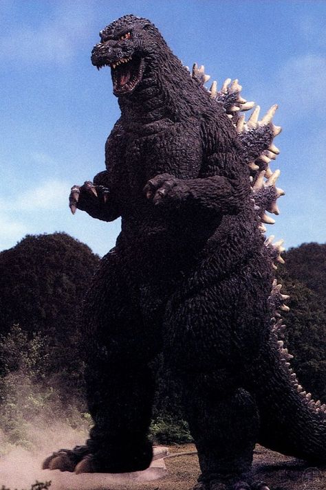 Godzilla Godzilla Design, Godzilla Suit, Original Godzilla, Godzilla Tattoo, Giant Monster Movies, Old Posters, Kong Godzilla, Godzilla Wallpaper, Japanese Monster