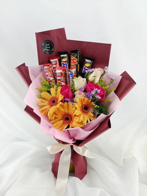 Bouquet Diy Gift, Gift Card Bouquet, Chocolate Flowers Bouquet, Chocolate Delivery, Food Bouquet, Chocolate Bouquet Diy, Candy Bouquet Diy, Birthday Flowers Bouquet, Edible Bouquets