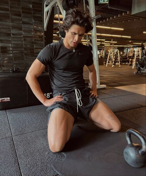 Reggie Mantle, Fasted Cardio, Charles Melton, Kj Apa, Men Aesthetic, Hubba Hubba, Riverdale Cast, The Boy Is Mine, American Actors