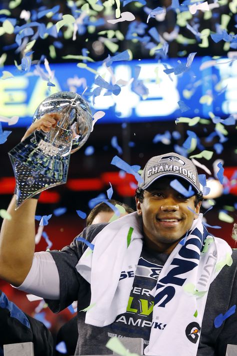 Super Bowl: Seahawks Score on Social Media - The Hollywood Reporter Seahawks Super Bowl, Wisconsin Football, Jj Watt, Russell Wilson, Big Ten, Fantasy Sports, Sports Stars, The Hollywood Reporter, Oakland Raiders