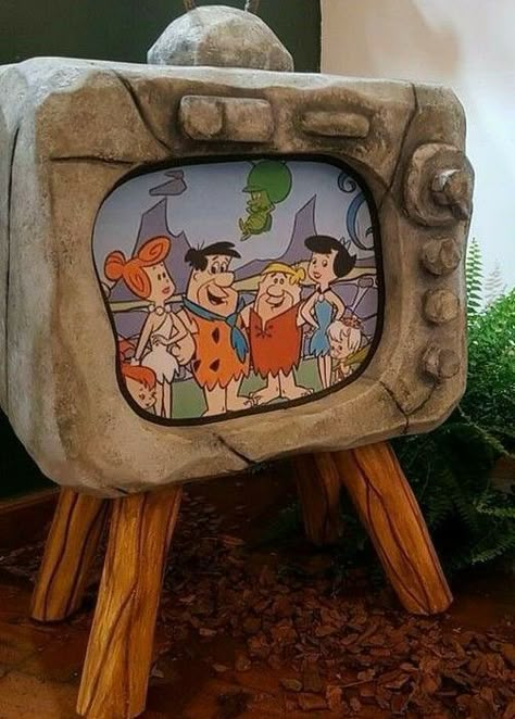 Fantasia Flinstones, Flintstone Christmas, Flintstones Costume, Pebbles And Bam Bam, Pebbles Flintstone, Second Birthday Ideas, Birthday Themes For Boys, 2nd Birthday Party Themes, Girl 2nd Birthday