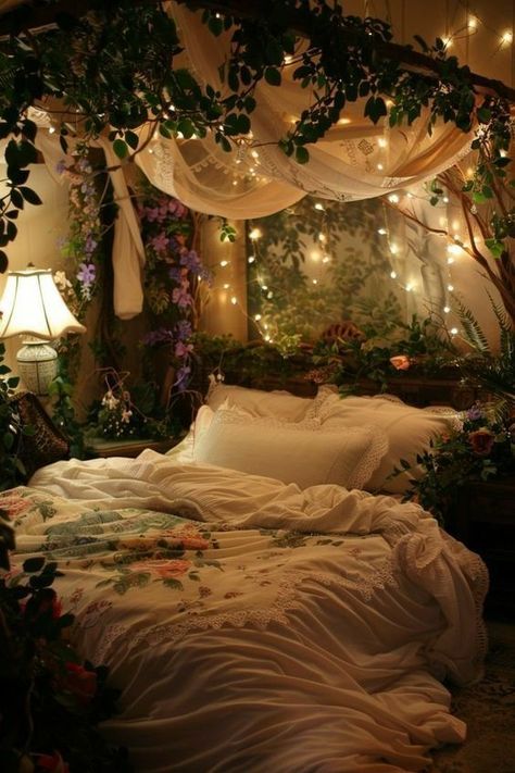 Cottage Core Room, Fairy Bedroom, Whimsical Bedroom, Dream Bedroom Inspiration, Cozy Room Decor, Aesthetic Rooms, Dreamy Room, Room Makeover Bedroom, Dream Room Inspiration