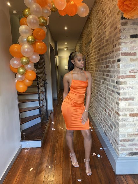 Orange Birthday Photoshoot, Birthday Brunch Outfit, Orange Dress Outfits, Birthday Dinner Outfit, Orange Birthday, Event Pictures, Business Photoshoot, 35th Birthday, Birthday Brunch