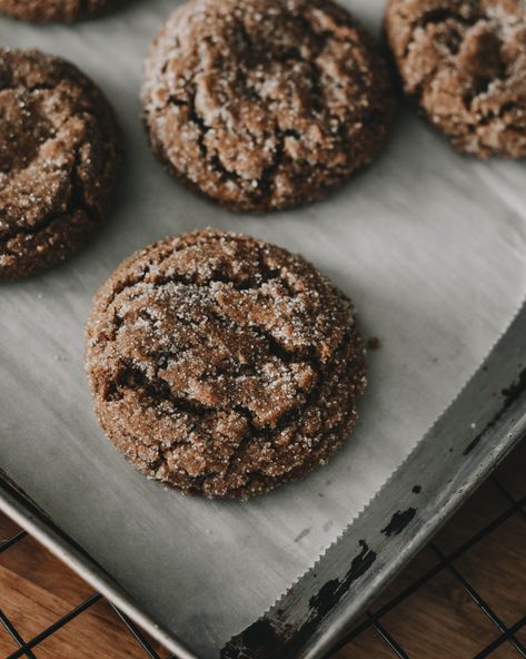 Chewy Ginger Molasses Cookie Grams - The Sweet and Simple Kitchen Molasses Cookie, Christmas Cookies Recipe, Chewy Ginger Cookies, Cookie Gram, Ginger Cookie Recipes, Molasses Cookies Recipe, Ginger Molasses, Ginger Molasses Cookies, Biscotti Cookies