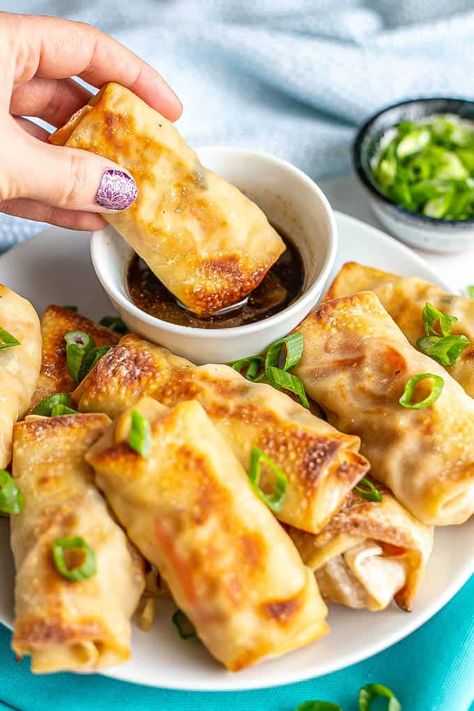 Baked vegetable egg rolls are full of soft, sautéed veggies seasoned with soy sauce, ginger and sesame oil, then baked until golden brown and crispy. Egg Roll Dipping Sauce, Egg Rolls Baked, Veggie Egg Rolls, Vegetable Egg Rolls, Sautéed Veggies, Egg Roll Recipes, Baked Vegetables, Sauteed Veggies, Egg Roll