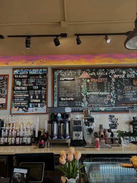 Hawaii coffee shop island summer aesthetic Hawaiian Coffee Shop, Island Summer Aesthetic, Dream Restaurant, Coffee Food Truck, Hawaiian Coffee, Mural Kitchen, Smoothie Shop, Americano Coffee, Kona Coffee