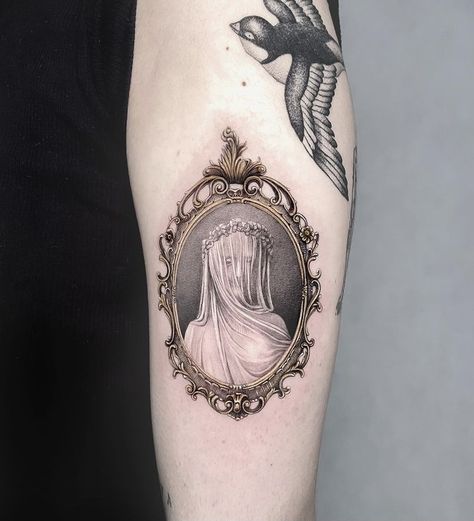 Classic Paintings Tattoo, Period Piece Tattoo, Small Victorian Tattoo, Framed Painting Tattoo, Victorian Picture Frame Tattoo, Victorian Era Tattoo, Cameo Tattoo Vintage, Vintage Portrait Tattoo, Victorian Aesthetic Tattoo