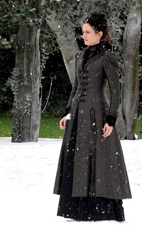 Penny Dreadful Dress, Penny Dreadful Costumes, Penny Dreadful Vanessa Ives, 1890s Outfits, Vanessa Ives, Victorian Coat, Penny Dreadful, 19th Century Fashion, Eva Green