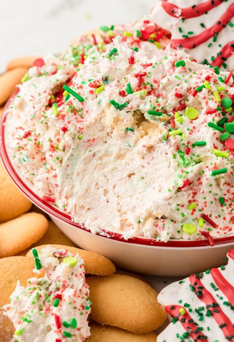 Tree Cake Dip, Christmas Tree Cake Dip, Christmas Tree Dip, Cake Dip Recipe, Little Debbie Christmas Tree Cakes, Little Debbie Snack Cakes, Sweet Dip, Little Debbie Christmas Tree, Dessert Dip Recipes