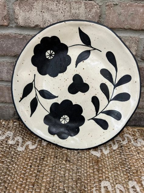 Hand Painted Stoneware Plate with Floral Design – Allure Boutique WY Pottery Painting Black And White, Painting Pottery Plate, Underglaze Ceramics, Underglaze Ideas, Pretty Ceramics, Dish Painting, Ceramic Plate Set, Paint Pottery, Painting Pottery