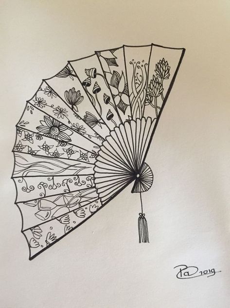 Asian Fan Drawing, Fan Tattoo Elbow, Paper Fan Drawing, Chinese Drawing Ideas, Ornamental Fan Tattoo, Red Fan Tattoo, Chinese Fan Tattoo Design, Vintage Fan Tattoo, Japanese Fan Tattoo Traditional