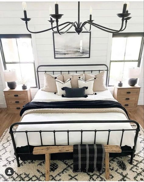 Farmhouse Decor Trends, Cozy Farmhouse Bedroom, Home Office Inspiration, Farmhouse Bedroom, Awesome Bedrooms, Master Bedrooms Decor, Remodel Bedroom, Guest Bedrooms, My New Room