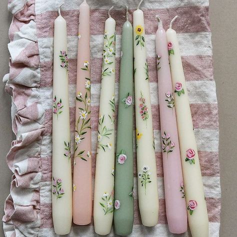 Orna Hand Painted Candles on Instagram: "Feels like everyone in the whole world gone to Chelsea apart from me? 🥲Next year, next year! Flowers and pics @alicewalkerstyling…" Painted Candle Designs, Decorate Candles Diy, How To Paint On Candles, Flowers On Candles, Paint Can Candles, Diy Candle Painting, Painting On Candles, How To Paint Candles, Candel Painting Aesthetic