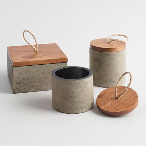 Wood Box With Lid, Concrete And Wood, Decoration Beton, Cement Candle, Concrete Candle Holders, Cement Diy, Concrete Diy Projects, Concrete Candle, Concrete Furniture