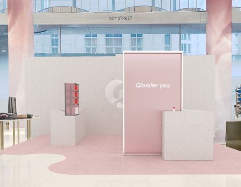 Glossier is moving into Nordstrom with mini shops for its perfume Mini Pop Up Shop, Mini Pop Up Store, Glossier Display, Beauty Pop Up, Glossier Shop, Pop Up Ideas, Event Booth Design, Window Display Retail, Visual Merchandising Displays