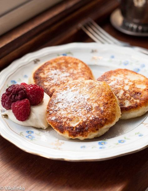 Russian Sweet Cheese Pancakes Syrniki (Made with Curd Cheese) Cheese Fritters, Sweet Cheese, Morning Brunch, Cheese Pancakes, Russian Recipes, Pancakes And Waffles, Breakfast Brunch Recipes, Cottage Cheese, Cheese Recipes