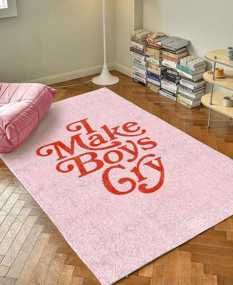 Student Dorm Ideas, Trendy Rugs Bedroom, Small Rugs In Bedroom Aesthetic, Pink Rug Aesthetic, Danish Pastel Living Room, Pink Aesthetic Apartment, Retro Pink Aesthetic, Rugs In Bedroom Aesthetic, Funky Retro Bedroom