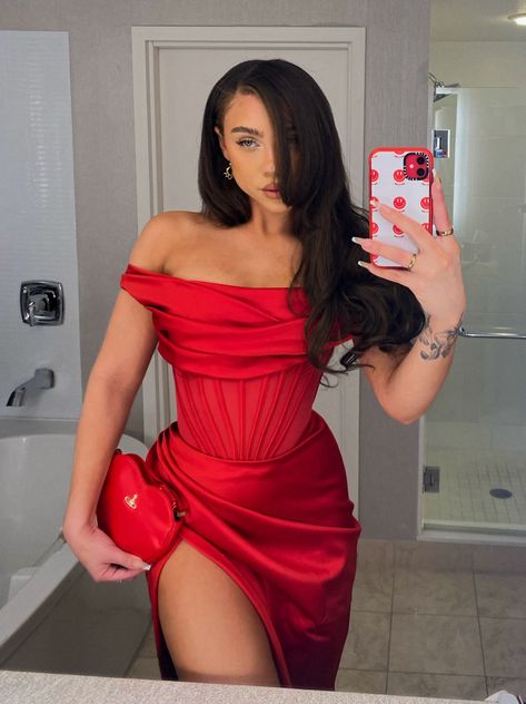 makayla on Twitter: "❤️… " Midi Corset Dress, Red Corset Dress, Winter Gowns, House Of Cb Dresses, Red Corset, Valentine Dress, Duchess Satin, Dress The Population, House Of Cb