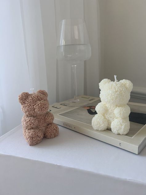 Candle Bubble, Rose Teddy Bear, Bear Aesthetic, Cute Candle, Bear Candle, Soya Mumu, Bear White, Cute Candles, Aesthetic Candles