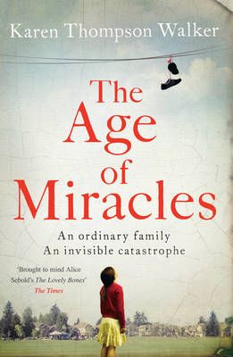 The Age of Miracles (Paperback) Silent Library, Reading Obsession, Best Books For Teens, Books Recommended, Summer Reads, Book Corner, Weekend Reading, Read List, Reading Habits