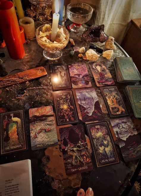 Witchcraft Altar, Witch Core, Witch Spirituality, Modern Witch, Spiritual Healer, Season Of The Witch, Witch Aesthetic, Practical Magic, Reading Tarot Cards