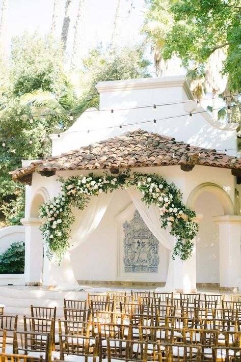 Rancho Las Lomas Wedding, Alfresco Wedding, Real Life Princesses, Weddings By Color, Baby S Breath, Martha Stewart Weddings, Wedding Chicks, Brides Wedding Dress, Wedding Southern California