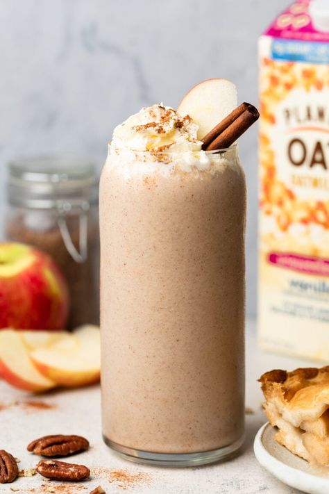 Healthy Apple Pie Smoothie - All the Healthy Things Healthy Apple Pie Smoothie, Apple Pie Smoothie Recipe, All The Healthy Things, Gluten Free Apple Recipes, Low Sugar Smoothies, Gluten Free Apple Pie, Healthy Apple Pie, Gluten Free Apple Crisp, Apple Pie Smoothie